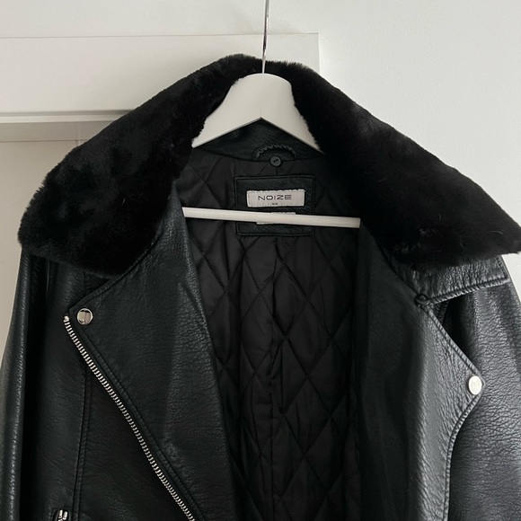 Noize vegan leather jacket detachable removable faux fur collar - Picture 3 of 3